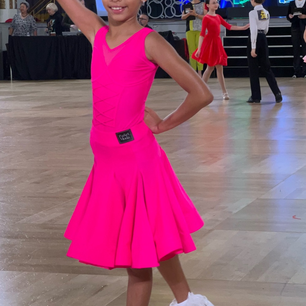 Hot Pink Latin Ballroom girls dress. For an 8-9 year old (up to 140 cm)
